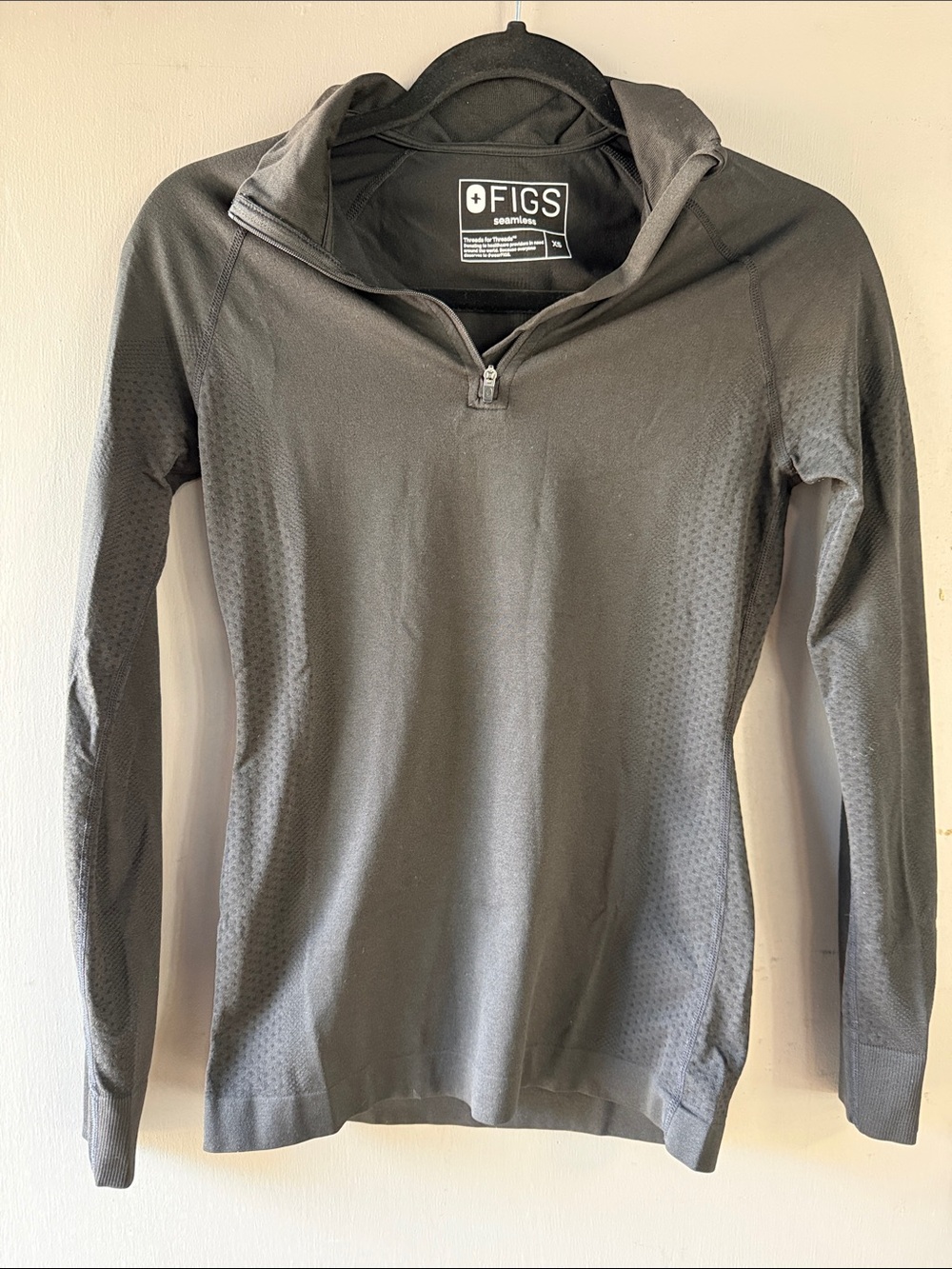 FIGS Men's Charcoal Gray Quarter-Zip Performance Sweater